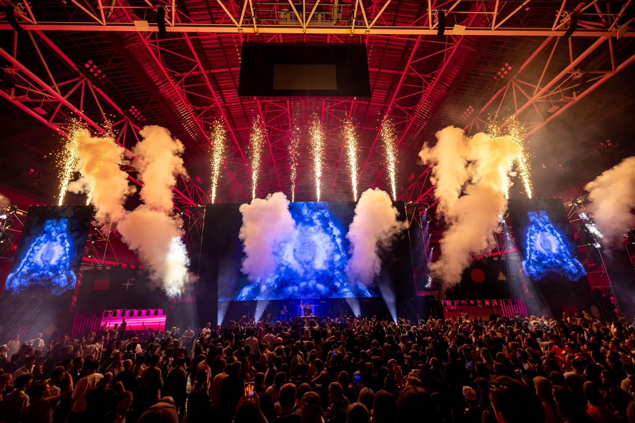 YouTube Festival 2025 - Amsterdam Johan Cruijff ArenA -Smile Licht En Geluid Utrecht